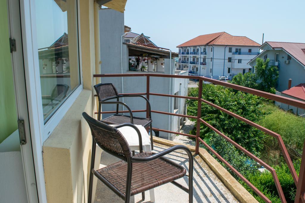 Tiberius Residence Costinesti Buitenkant foto
